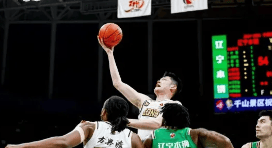 辽宁男篮大胜对手，保持不败纪录