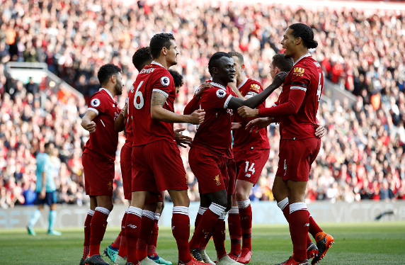 包含又见绝平！利物浦与罗马鏖战至终场，奥斯梅恩读秒救主的词条